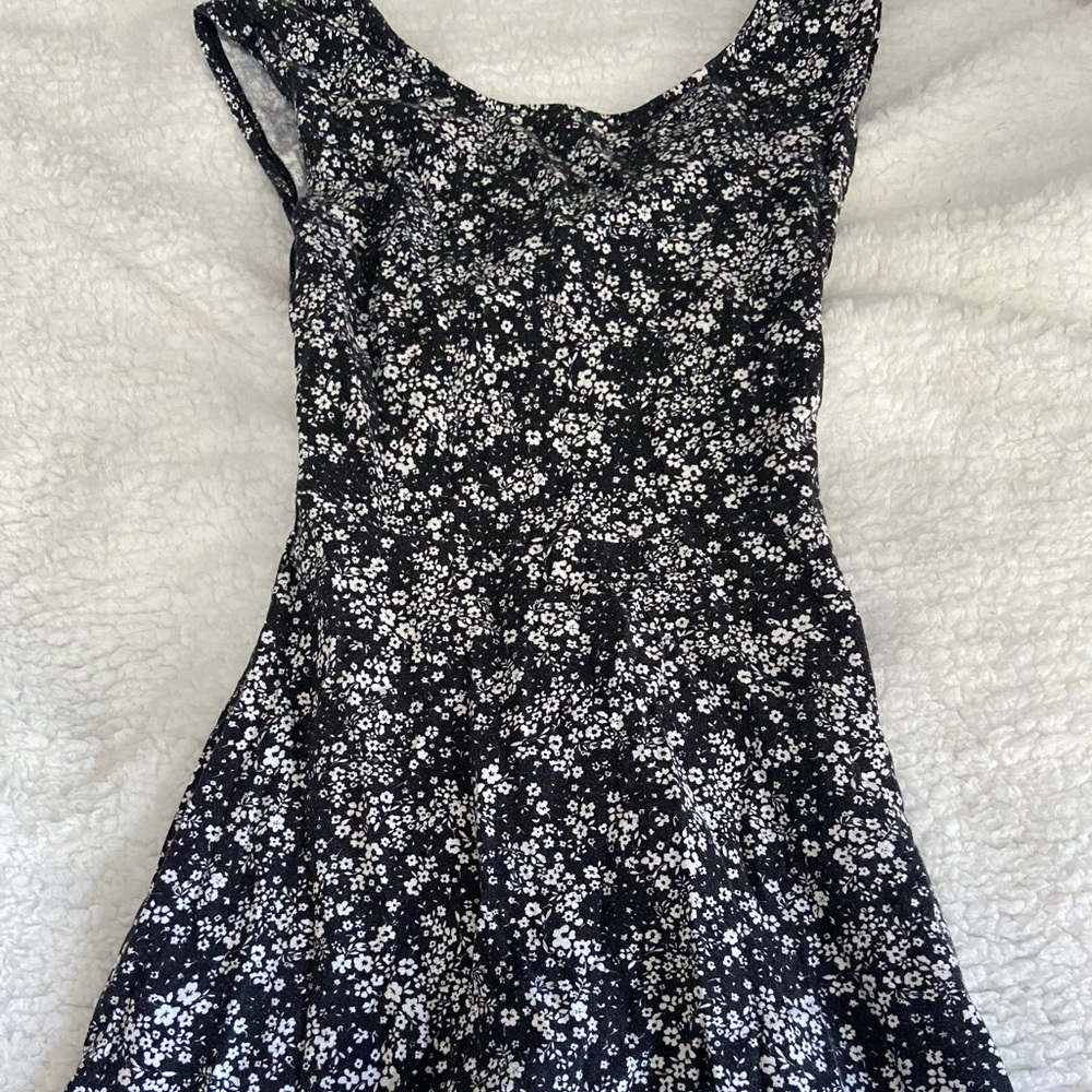 Black White Babydoll Dress (will wash clothes to get them fresh & wrinkles out)!